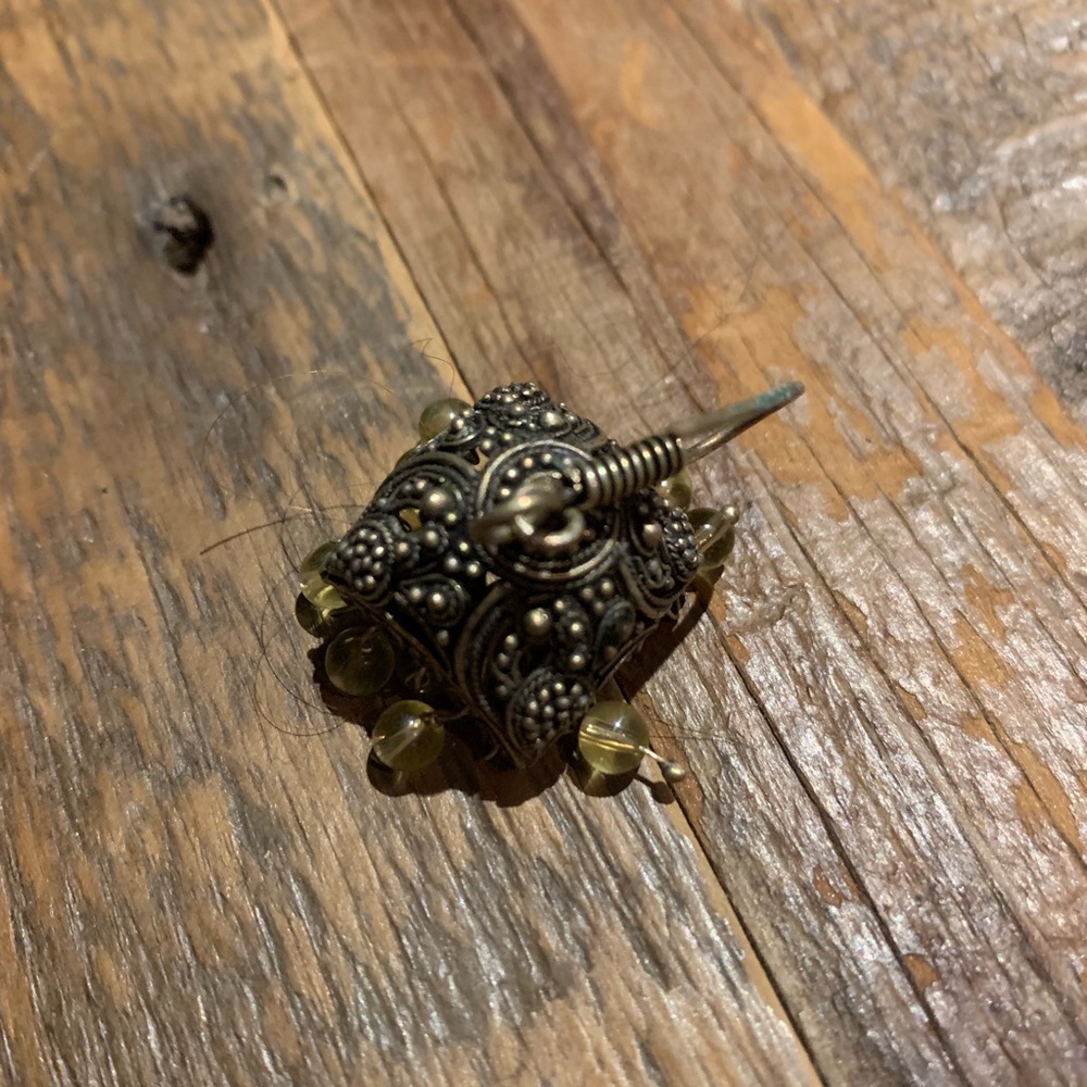 Earring from India (JUST ONE, NOT TWO)